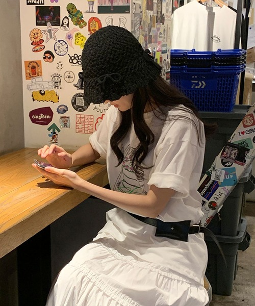 Doula Doula(ドゥーラドゥーラ)の「イラストプリントTシャツ(Tシャツ/カットソー・レディース・グレー/ホワイト・FREE)」の10枚目の写真