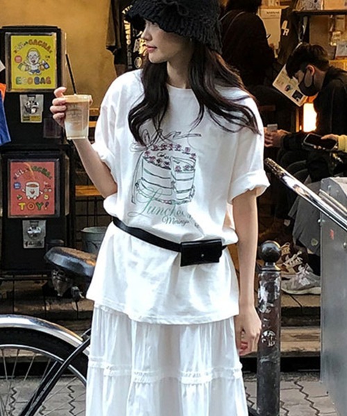 Doula Doula(ドゥーラドゥーラ)の「イラストプリントTシャツ(Tシャツ/カットソー・レディース・グレー/ホワイト・FREE)」の15枚目の写真