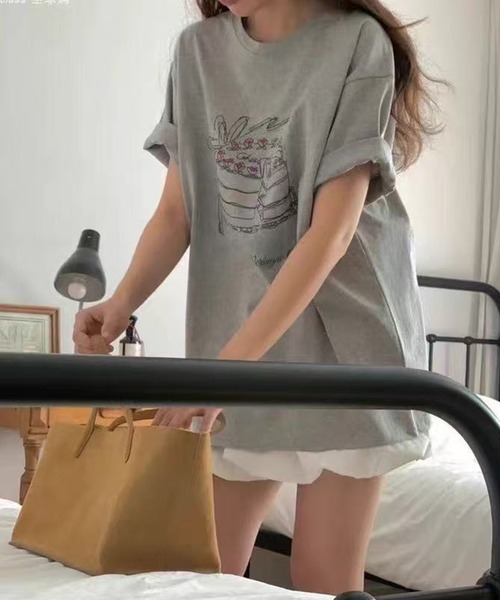 Doula Doula(ドゥーラドゥーラ)の「イラストプリントTシャツ(Tシャツ/カットソー・レディース・グレー/ホワイト・FREE)」の19枚目の写真