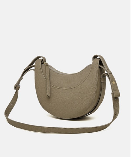NiiNa(ニーナ)の「【 NiiNa / ニーナ 】高品質牛革 ワンハンドルハーフムーンショルダーレザーバッグ(ショルダーバッグ・レディース・グレイッシュベージュ/ブラック/ブラウン・FREE)」の22枚目の写真