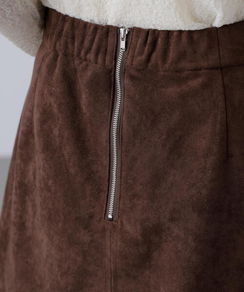 FREE'S MART（フリーズマート）の「◆フェイクスウェードポケットミニスカート（スカート・レディース・ベージュ/ブラウン・SMALL/MEDIUM）」の4枚目の写真