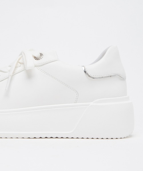 JELLY BEANS（ジェリービーンズ）の「レースアップふわさらスニーカー(204-55106)JELLY BEANS(ジェリービーンズ)（スニーカー・レディース・ホワイト/ブラック・S/M/L/LL）」の6枚目の写真