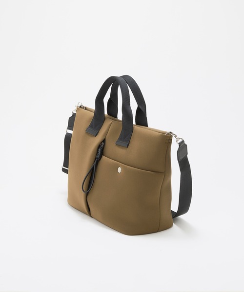 Breath TOPKAPI（ブレストプカピ）の「【Breath TOPKAPI】SORT ソート ネオプレン 2way A4 トートバッグ（トートバッグ・レディース・ダークブラウン/カーキブラウン/ブラック・FREE）」の6枚目の写真