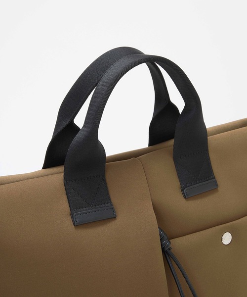 Breath TOPKAPI（ブレストプカピ）の「【Breath TOPKAPI】SORT ソート ネオプレン 2way A4 トートバッグ（トートバッグ・レディース・ダークブラウン/カーキブラウン/ブラック・FREE）」の10枚目の写真