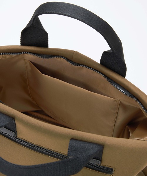 Breath TOPKAPI（ブレストプカピ）の「【Breath TOPKAPI】SORT ソート ネオプレン 2way A4 トートバッグ（トートバッグ・レディース・ダークブラウン/カーキブラウン/ブラック・FREE）」の21枚目の写真