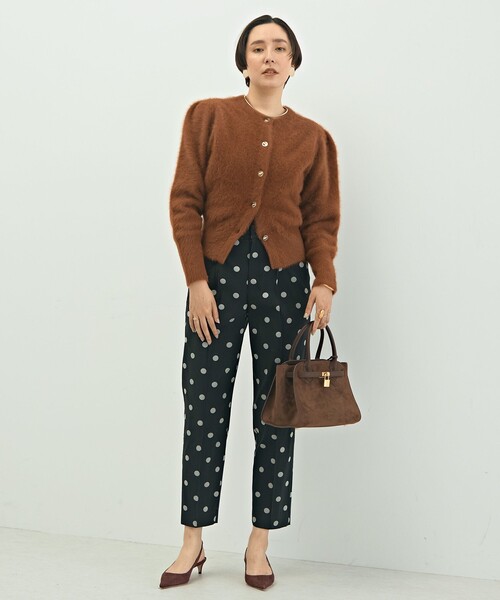 Laraaji(ララージ)の「カシミヤボックス袖2WAYカーディガン(カーディガン/ボレロ・レディース・ブラウン/ネイビー/ベージュ・38)」の11枚目の写真