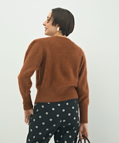 Laraaji(ララージ)の「カシミヤボックス袖2WAYカーディガン(カーディガン/ボレロ・レディース・ブラウン/ネイビー/ベージュ・38)」の13枚目の写真