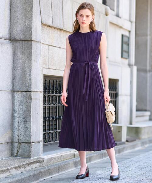 DRESSTERIOR(ドレステリア)の「【洗える/オンオフ】プリーツノースリーブワンピース(ワンピース・レディース・ブラック/ダークパープル・38/36/34)」の12枚目の写真