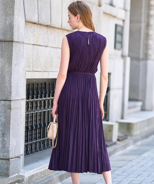 DRESSTERIOR(ドレステリア)の「【洗える/オンオフ】プリーツノースリーブワンピース(ワンピース・レディース・ブラック/ダークパープル・38/36/34)」の16枚目の写真