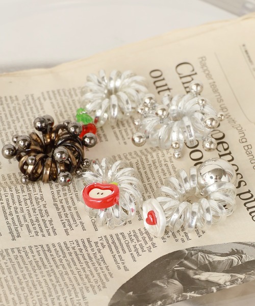 ROOPTOKYO（ループトウキョウ）の「ポップデザイン ヘアゴム（ヘアゴム・レディース・シルバー系2/シルバー系4/ダークブラウン/シルバー系1/シルバー系3/ブラック・FREE）」の15枚目の写真