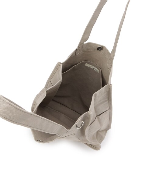 SHOO・LA・RUE（シューラルー）の「【ラッキーカラー/推し活にも】うちわも入るキャンバストートバッグ（トートバッグ・レディース・ブルー系その他/ピンク系その他/イエロー系その他7/レッド系1/ブラック/アイボリー/サックスブルー系7/パープル系その他/グリーン/グレー・00）」の21枚目の写真