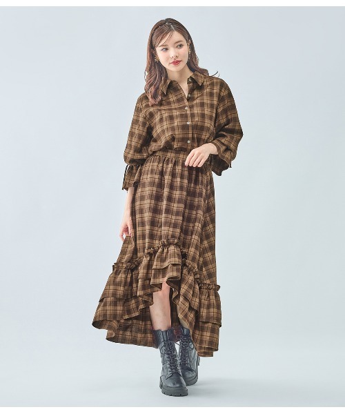 PEACH JOHN（ピーチジョン）の「ラッフルチェックフレアスカート（スカート・レディース・ブラック/ブラウン・ONE SIZE）」の7枚目の写真