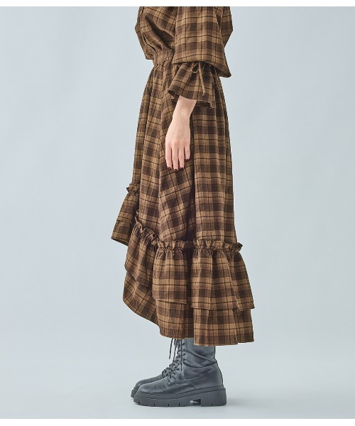 PEACH JOHN（ピーチジョン）の「ラッフルチェックフレアスカート（スカート・レディース・ブラック/ブラウン・ONE SIZE）」の12枚目の写真