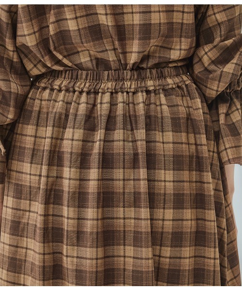 PEACH JOHN（ピーチジョン）の「ラッフルチェックフレアスカート（スカート・レディース・ブラック/ブラウン・ONE SIZE）」の14枚目の写真