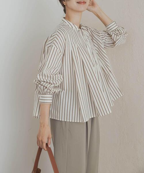 URBAN RESEARCH DOORS(アーバンリサーチドアーズ)の「ストライプリボンフレアブラウス(シャツ/ブラウス・レディース・ブルー系その他/オフホワイト・MEDIUM)」の2枚目の写真