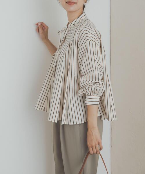 URBAN RESEARCH DOORS(アーバンリサーチドアーズ)の「ストライプリボンフレアブラウス(シャツ/ブラウス・レディース・ブルー系その他/オフホワイト・MEDIUM)」の5枚目の写真