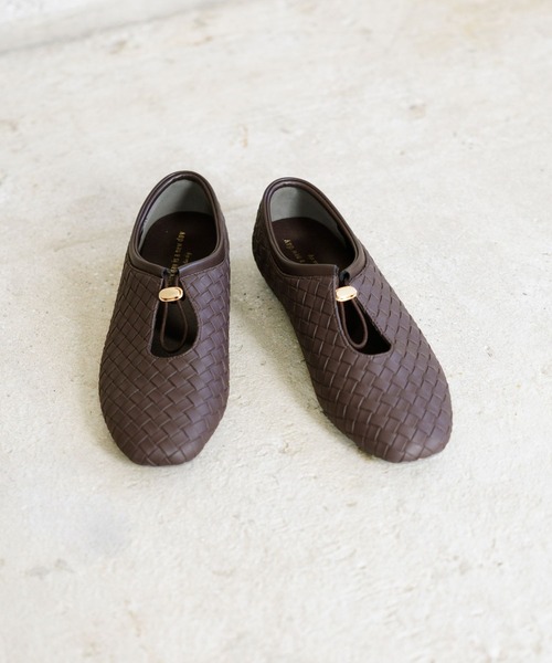 studio CLIP(スタディオクリップ)の「ループカットフラットシューズ(パンプス・レディース・ライトグレー/ダークブラウン/ブラック・LARGE/MEDIUM)」の3枚目の写真