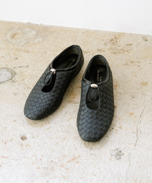 studio CLIP(スタディオクリップ)の「ループカットフラットシューズ(パンプス・レディース・ライトグレー/ダークブラウン/ブラック・LARGE/MEDIUM)」の2枚目の写真