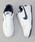 NIKE�i�i�C�L�j�́uNIKE�i�i�C�L�jBIG NIKE LOW�i�X�j�[�J�[�j�v�b�l�C�r�[