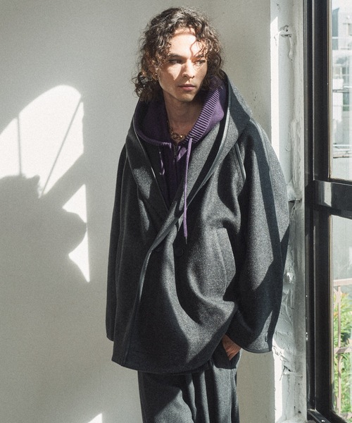CASPER JOHN（キャスパージョン）の「Stole robe coat / ストールローブコート（チェスターコート・メンズ・ブラウン/ブラック・LARGE/MEDIUM/SMALL/X-SMALL）」の3枚目の写真