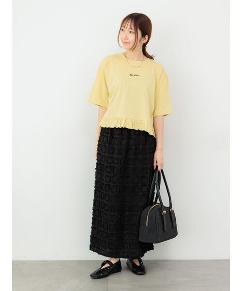 Te chichi TERRASSE（テチチテラス）の「裾フリル刺繍Tシャツ（Tシャツ/カットソー・レディース・イエロー/チャコールグレー/オフホワイト・F）」の16枚目の写真