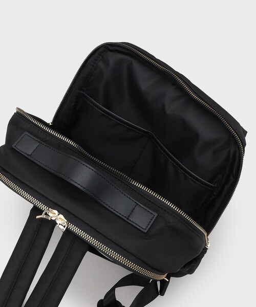 OPAQUE.CLIP(オペークドットクリップ)の「【マルチポケット/PC収納可能】ナイロンスクエアリュックサック(バックパック/リュック・レディース・ブラック・00)」の12枚目の写真