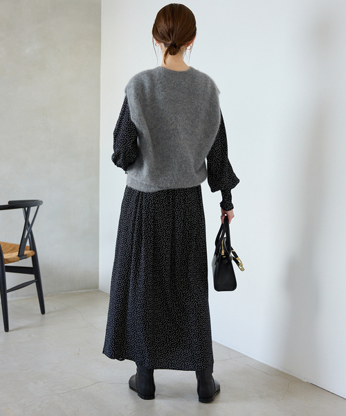 SLOBE IENA(スローブイエナ)の「《WEB限定/追加》ドットシャーリングワンピース(ワンピース・レディース・ブラック・38/36)」の19枚目の写真