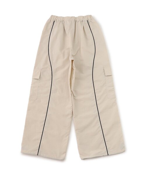 algy(アルジー)の「パイピングラインカーゴパンツ(カーゴパンツ・キッズ・アイボリー/ブラック・XX-SMALL/MEDIUM/SMALL/X-SMALL)」の4枚目の写真