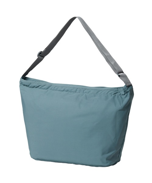 SIERRA DESIGNS(シェラデザイン)の「【SIERRA DESIGINS】60/40 WIDE SHOULDER BAG(大サイズ)(ショルダーバッグ・レディース・セージグリーン/ブラック/サックスブルー/タン/グリーン/ダークネイビー・ONE SIZE)」の21枚目の写真