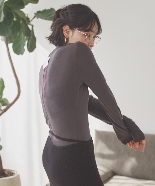 LAULEN(ローレン)の「back tag sheer tops /ウールブレンドバックタグシアートップス(Tシャツ/カットソー・レディース・ホワイト/チャコールグレー/ブラック・FREE)」の9枚目の写真