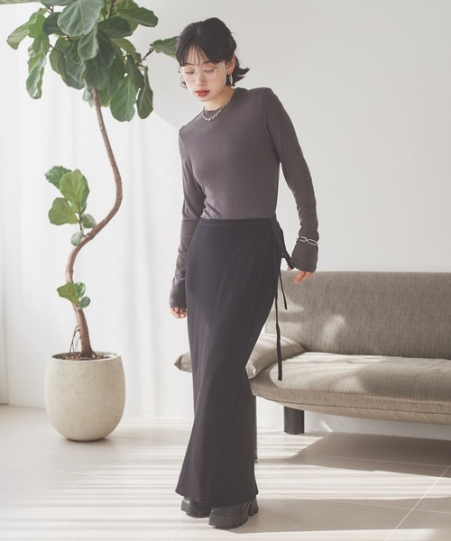 LAULEN(ローレン)の「back tag sheer tops /ウールブレンドバックタグシアートップス(Tシャツ/カットソー・レディース・ホワイト/チャコールグレー/ブラック・FREE)」の12枚目の写真