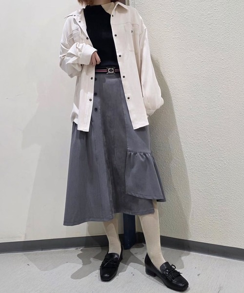 NICOLE CLUB(ニコル クラブ)の「バック刺繍オーバーシャツ(シャツ/ブラウス・レディース・オフホワイト/ベージュ/グリーン・MEDIUM)」の14枚目の写真