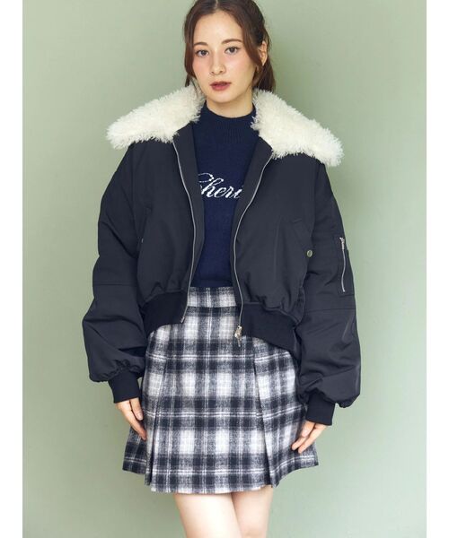 CALNAMUR(カルナムール)の「サイドデザインプリーツミニスカート(スカート・レディース・グレー/その他/その他2・SMALL/MEDIUM)」の5枚目の写真