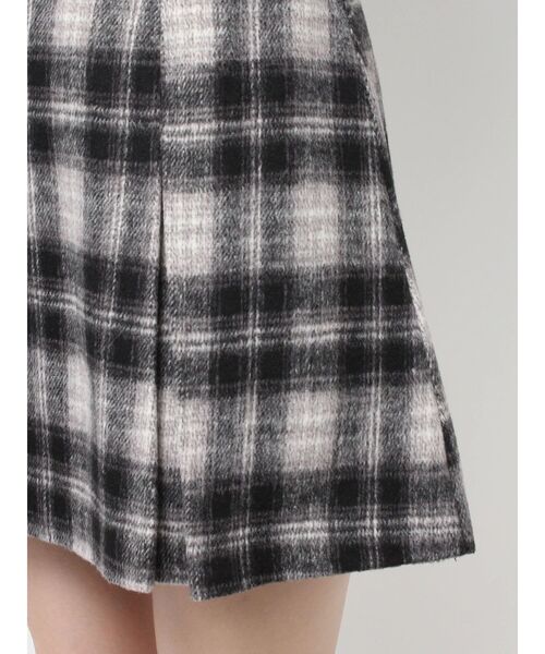 CALNAMUR(カルナムール)の「サイドデザインプリーツミニスカート(スカート・レディース・グレー/その他/その他2・SMALL/MEDIUM)」の13枚目の写真