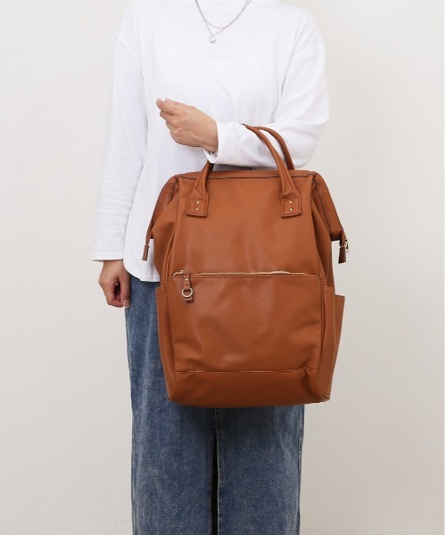 anello(アネロ)の「anello RE:レトロ 口金リュックL(バックパック/リュック・レディース・ブラック/キャメル/ベージュ系その他/グレー/アイボリー/ネイビー・FREE)」の8枚目の写真