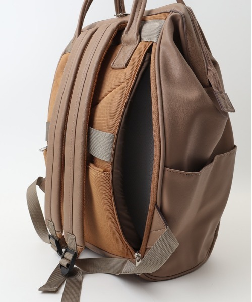 anello(アネロ)の「anello RE:レトロ 口金リュックL(バックパック/リュック・レディース・ブラック/キャメル/ベージュ系その他/グレー/アイボリー/ネイビー・FREE)」の13枚目の写真