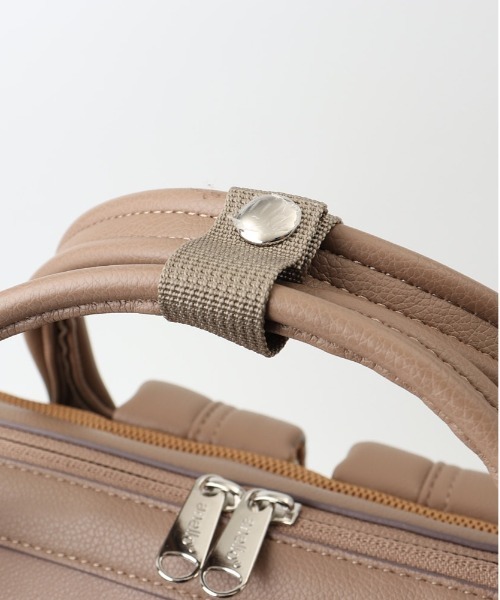 anello(アネロ)の「anello RE:レトロ 口金リュックL(バックパック/リュック・レディース・ブラック/キャメル/ベージュ系その他/グレー/アイボリー/ネイビー・FREE)」の20枚目の写真