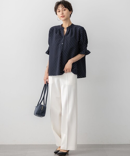 23区 S(ニジュウサンクチイサイサイズ)の「TRストレッチギャバ ワイド パンツ(その他パンツ・レディース・黄土色系/ブラック系/アイボリー系/グレー系/ホワイト系・28/30/32/34)」の12枚目の写真