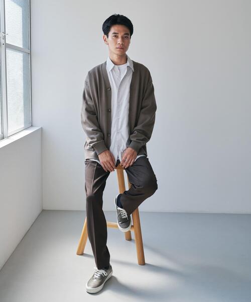 URBAN RESEARCH DOORS（アーバンリサーチドアーズ）の「『XLサイズ/WEB限定/仁村紗和さん着用』『UR TECH 200日ニット』Vネックカーディガン（カーディガン/ボレロ・メンズ・ブラック/モカ・MEDIUM/LARGE/X-LARGE）」の10枚目の写真
