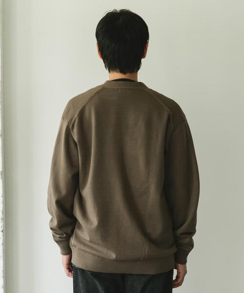 URBAN RESEARCH DOORS（アーバンリサーチドアーズ）の「『XLサイズ/WEB限定/仁村紗和さん着用』『UR TECH 200日ニット』Vネックカーディガン（カーディガン/ボレロ・メンズ・ブラック/モカ・MEDIUM/LARGE/X-LARGE）」の21枚目の写真