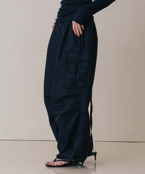CREDONA(クレドナ)の「SOHO M-51 PANTS/ソホM-51パンツ(カーゴパンツ・レディース・ネイビー/アイボリー・0/1)」の2枚目の写真