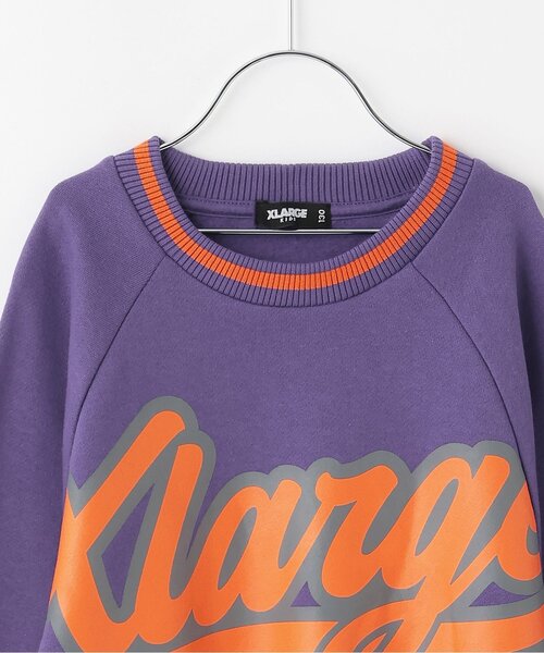 XLARGE KIDS（エクストララージキッズ）の「【人気商品再入荷】【直営店で取り扱い無し】ビッグロゴ裏起毛トレーナー（スウェット・キッズ・パープル/ブラック・140cm/130cm/110cm/120cm）」の4枚目の写真