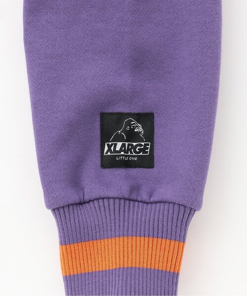 XLARGE KIDS（エクストララージキッズ）の「【人気商品再入荷】【直営店で取り扱い無し】ビッグロゴ裏起毛トレーナー（スウェット・キッズ・パープル/ブラック・140cm/130cm/110cm/120cm）」の6枚目の写真