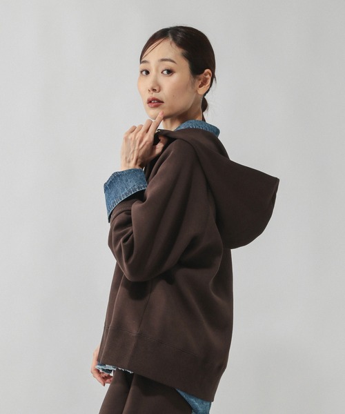 GLOBAL WORK(グローバルワーク)の「ダンボールジップパーカー/580938(パーカー・レディース・ネイビー/グレー/ブラック/グレイッシュベージュ/ダークブラウン/ブラウン系その他/サックスブルー/アイボリー・MEDIUM/LARGE)」の11枚目の写真