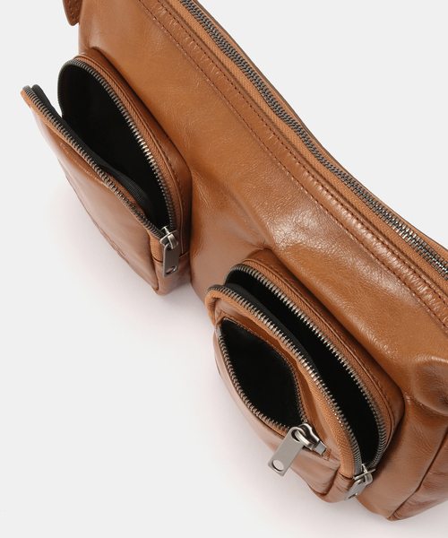 MARGE SHERWOOD（マージシャーウッド）の「【Geek Office / ギークオフィス】MARGESHERWOOD / OUTPOCKET HOBO（ショルダーバッグ・レディース・ブラウン・FREE）」の8枚目の写真