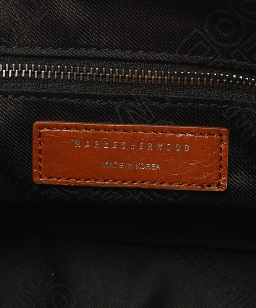 MARGE SHERWOOD（マージシャーウッド）の「【Geek Office / ギークオフィス】MARGESHERWOOD / OUTPOCKET HOBO（ショルダーバッグ・レディース・ブラウン・FREE）」の11枚目の写真