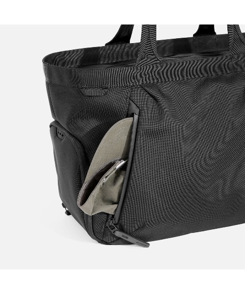 Aer(エアー)の「AER Gym Tote 2 / AER-11018.13018(トートバッグ・メンズ・ブラック/オリーブ/ネイビー・FREE)」の8枚目の写真