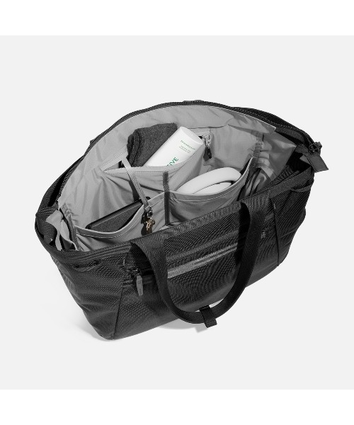 Aer(エアー)の「AER Gym Tote 2 / AER-11018.13018(トートバッグ・メンズ・ブラック/オリーブ/ネイビー・FREE)」の9枚目の写真