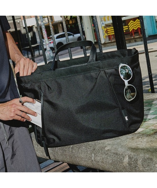 Aer(エアー)の「AER Gym Tote 2 / AER-11018.13018(トートバッグ・メンズ・ブラック/オリーブ/ネイビー・FREE)」の18枚目の写真