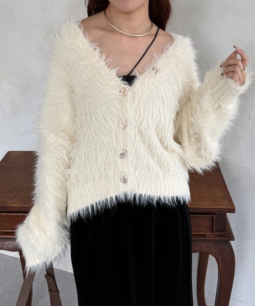 Thevon(ゼボン)の「ニュアンスボタンボリュームシャギーカーディガン(カーディガン/ボレロ・レディース・アイボリー/ブラウン/ベージュ・FREE)」の14枚目の写真